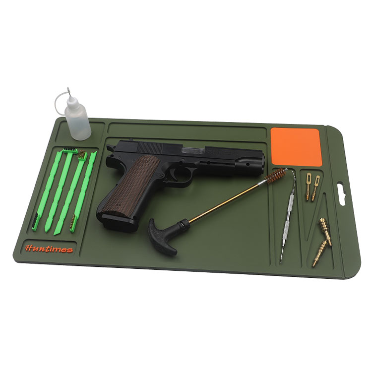 Ezinbesteko pistola garbitzeko mat: babestu suzko arma eta lan-eremua